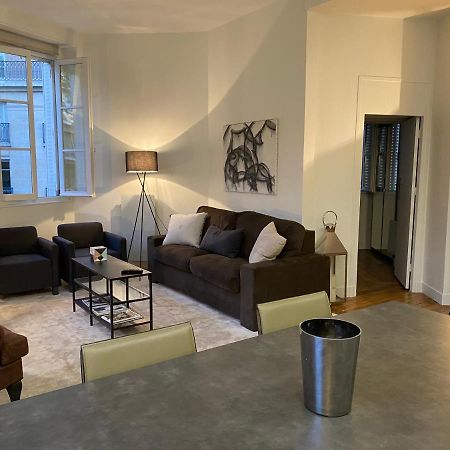 Appartement 3 Chambres Paris 7E Exteriör bild