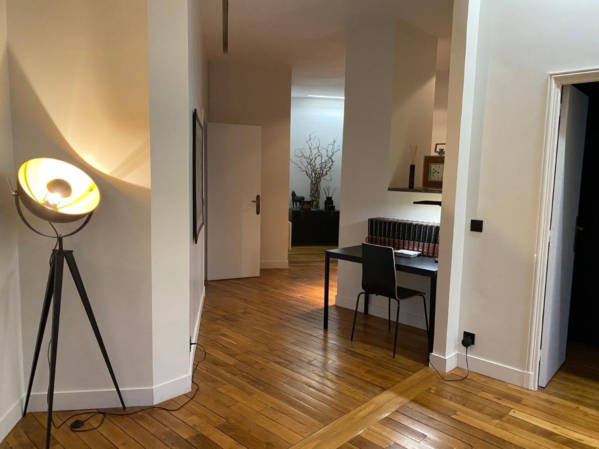 Appartement 3 Chambres Paris 7E Exteriör bild