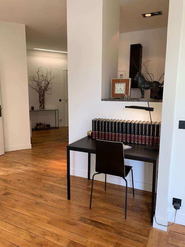 Appartement 3 Chambres Paris 7E Exteriör bild