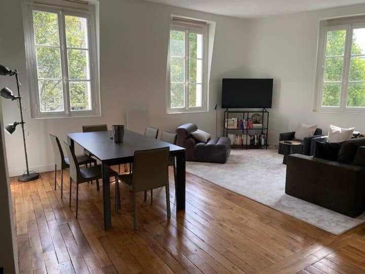 Appartement 3 Chambres Paris 7E Exteriör bild